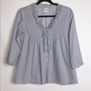 Edme & Esyllte • Blue Pleated Buttondown